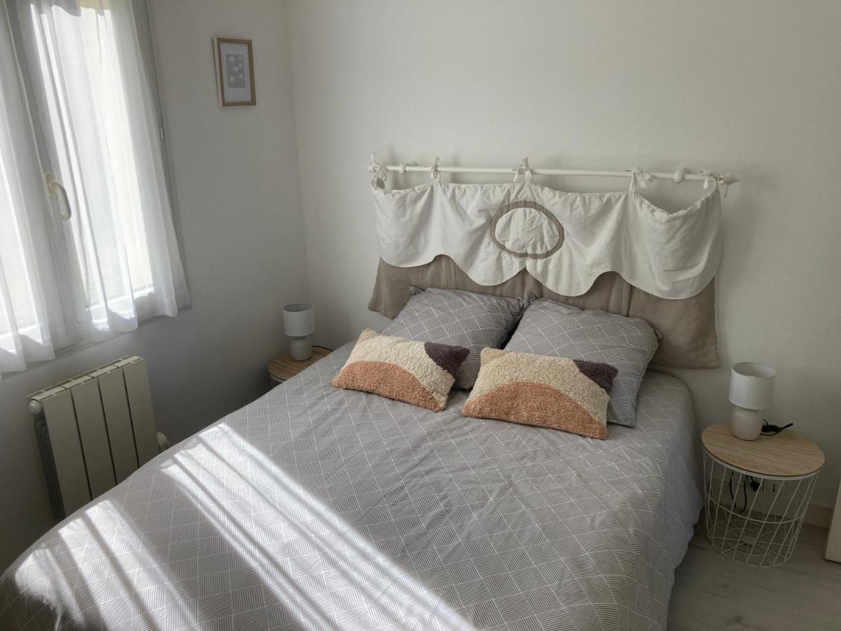 Maison Familiale Dans Une Rue Paisible Gouville-sur-Mer ภายนอก รูปภาพ